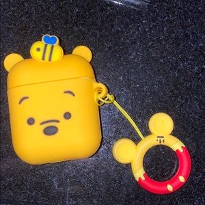 Winnie the Pooh Apple AirPods case